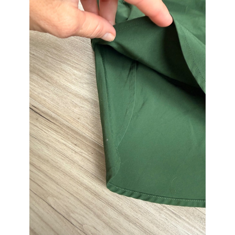 Zella Womens Forest Green Running Shorts Elastic Waist Reflective Size Medium - Picture 2 of 7